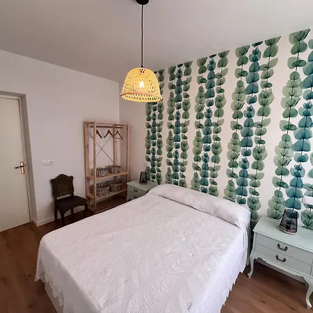 Antojos 住宿加早餐酒店 Tardajos